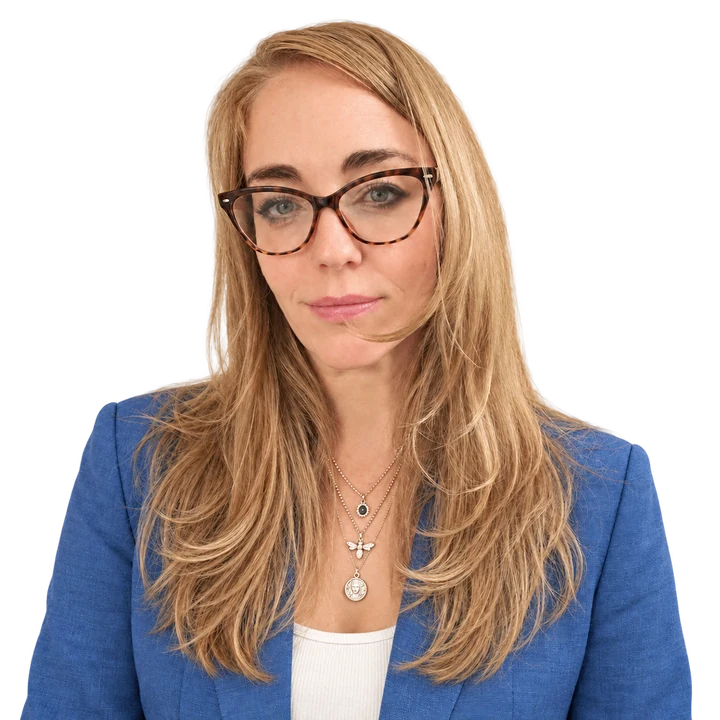 Kristin Kebernik, Clinical Associate